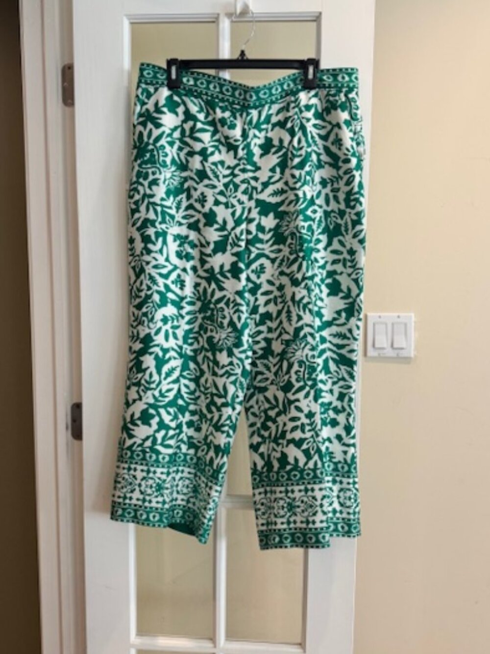 Elaine Rose Silky Green and White Wide Leg Pants Size XL